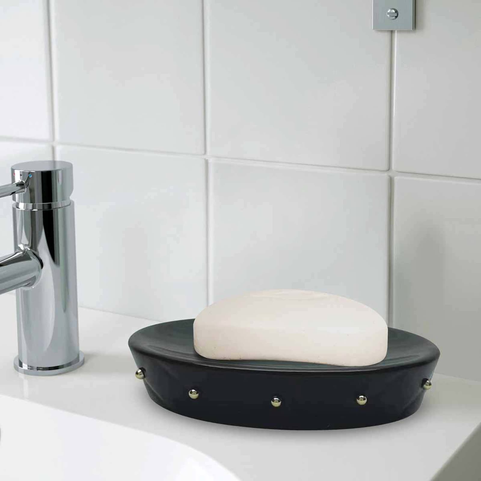 Black & Gold Quilted Ceramic Stud Soap Dish