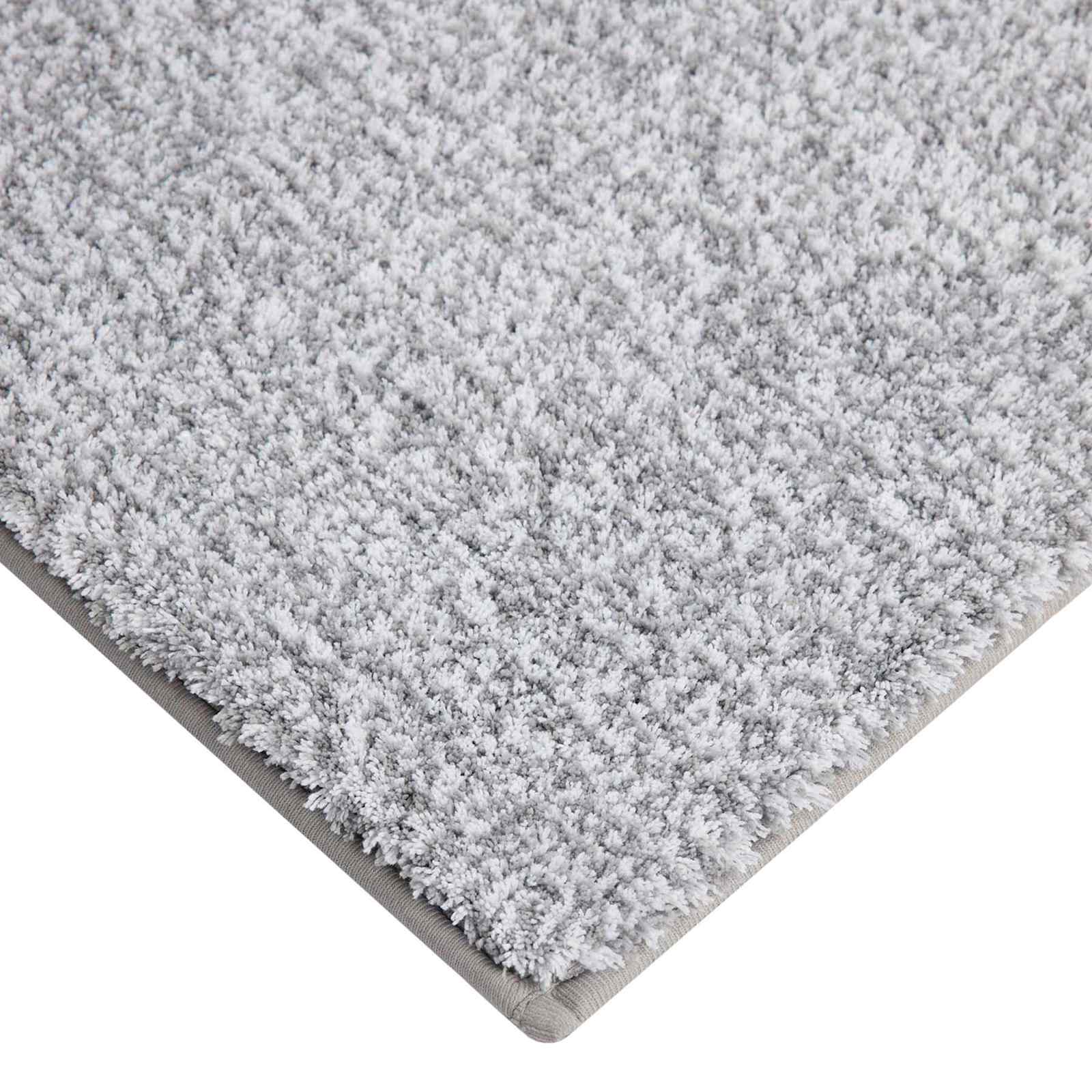 2-Piece Grey & White Tufted Bath Rug Set