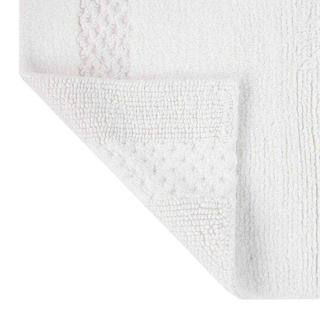 Reversible White Bath Rug, 20x30