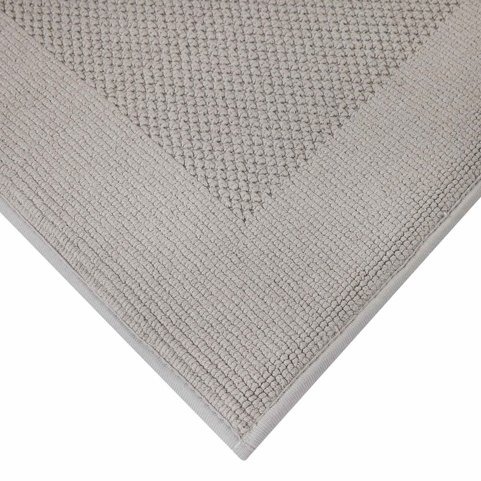 Grey Waffle Border Memory Foam Bath Rug, 20x30