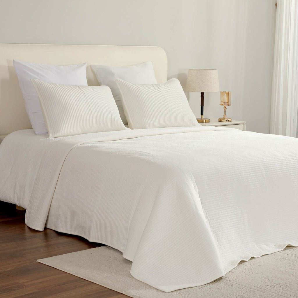5-Piece White Ribbed Velvet Comforter Set, King