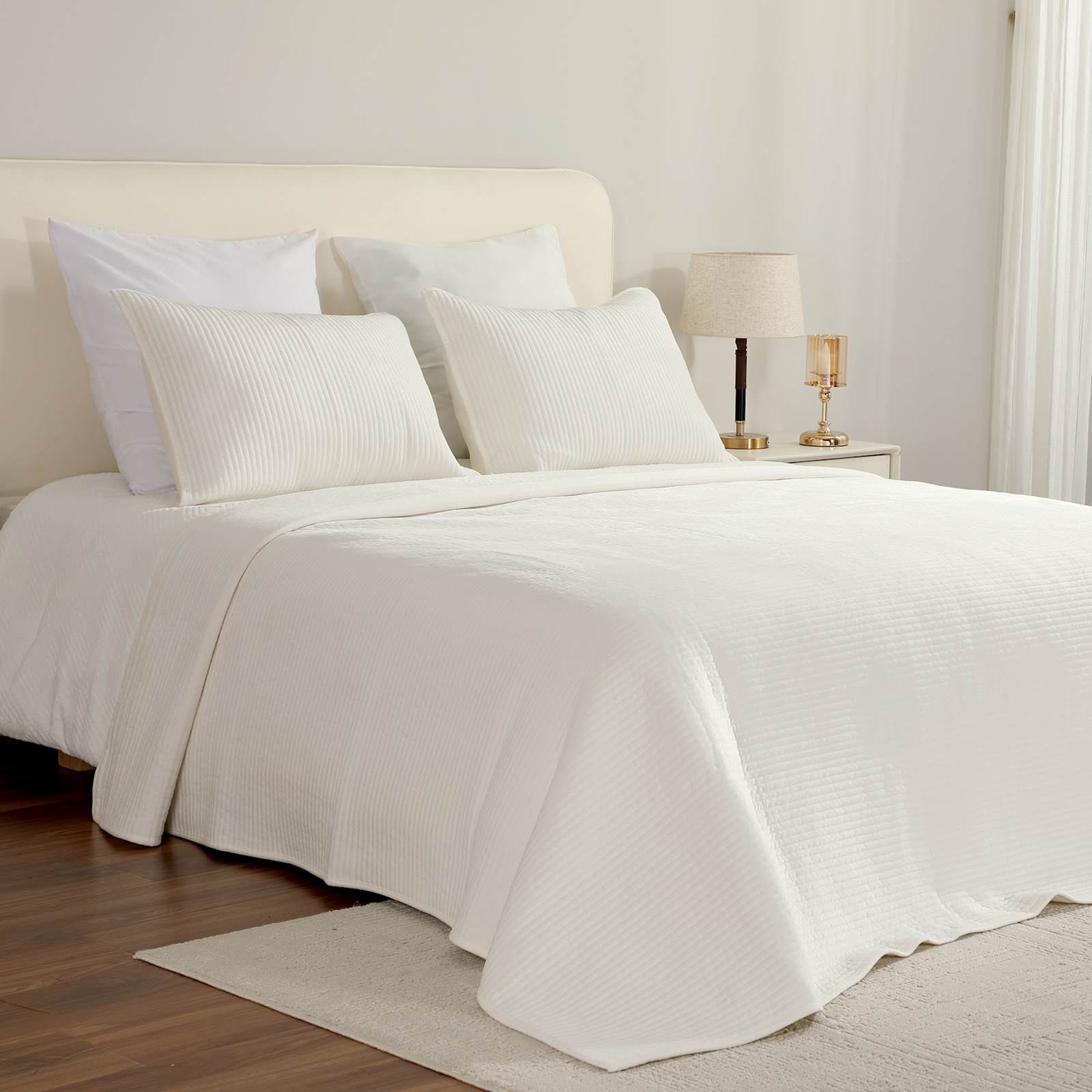 5-Piece White Ribbed Velvet Comforter Set, King