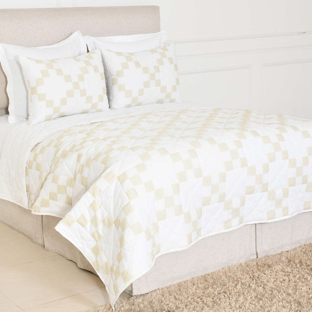 3-Piece Beige Printed Patchwork Voile Quilt Set, Full/Queen