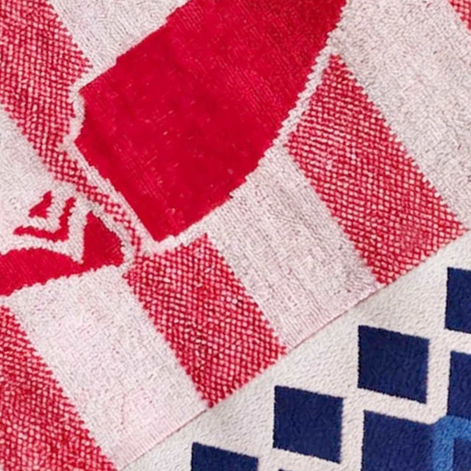 Red & Blue Crab Velour Beach Towel, 34x64