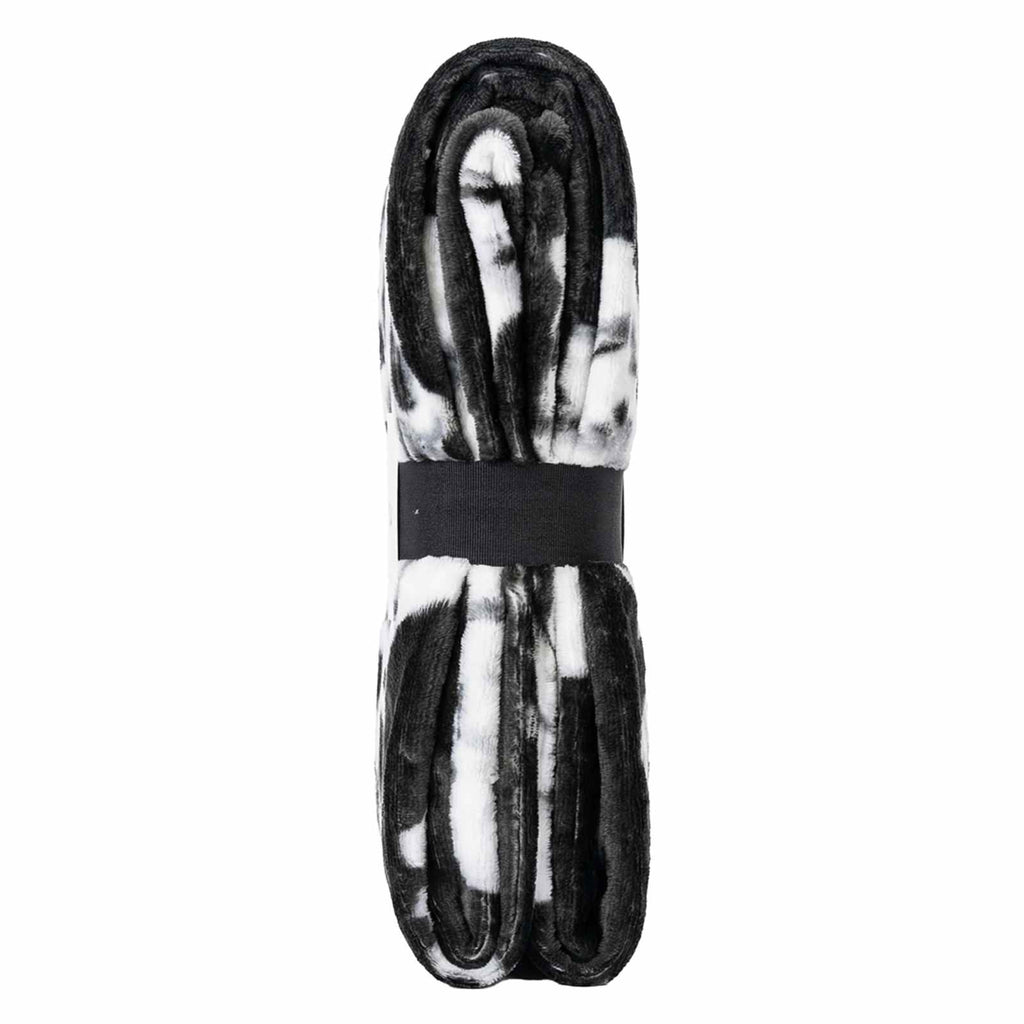Black & White Skull Repeat Throw Blanket, 50x60