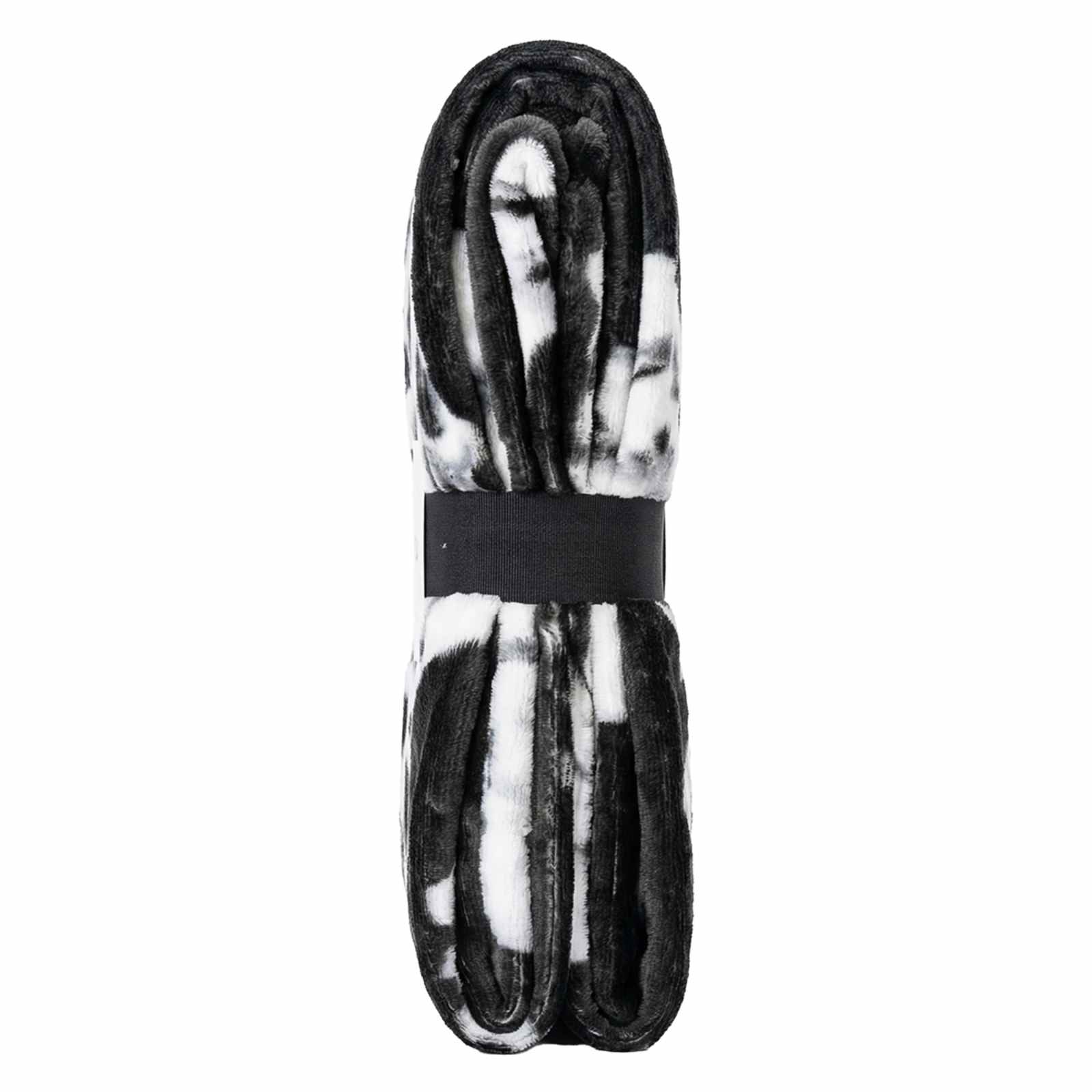 Black & White Skull Repeat Throw Blanket, 50x60